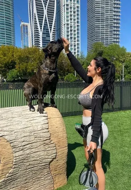 Wollongong escorts Linda — 5